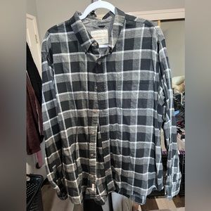 Black and white plaid flannel men’s XXL